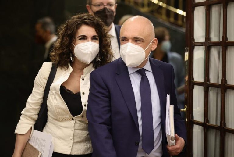 Hacienda ratifica el compromiso con la subida de pensiones según el IPC