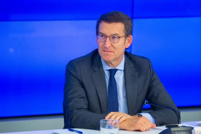 Feijóo promete este miércoles su cargo como senador