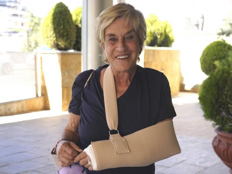 Chelo García Cortés habla sobre la supuesta 'maldición' de 'Sálvame' tras romperse el radio