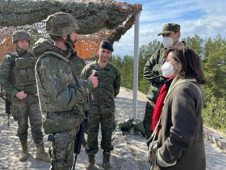 España enviará 100 militares más a Letonia con el despliegue de una batería antimisiles