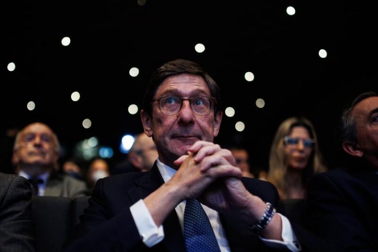 Goirigolzarri testifica ante el juez que investiga los presuntos encargos de BBVA a Villarejo