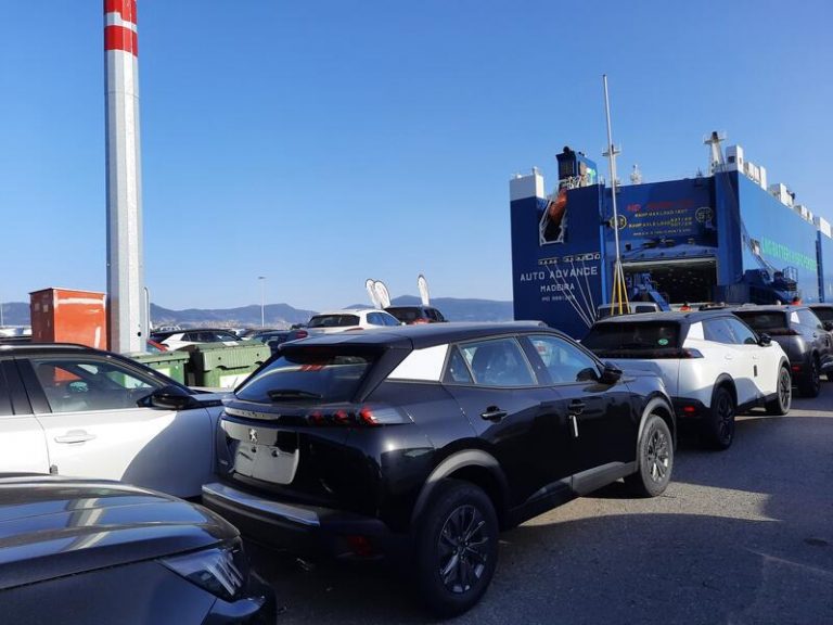 Los precios de exportaciones e importaciones industriales escalan en abril a cifras récord en 16 años