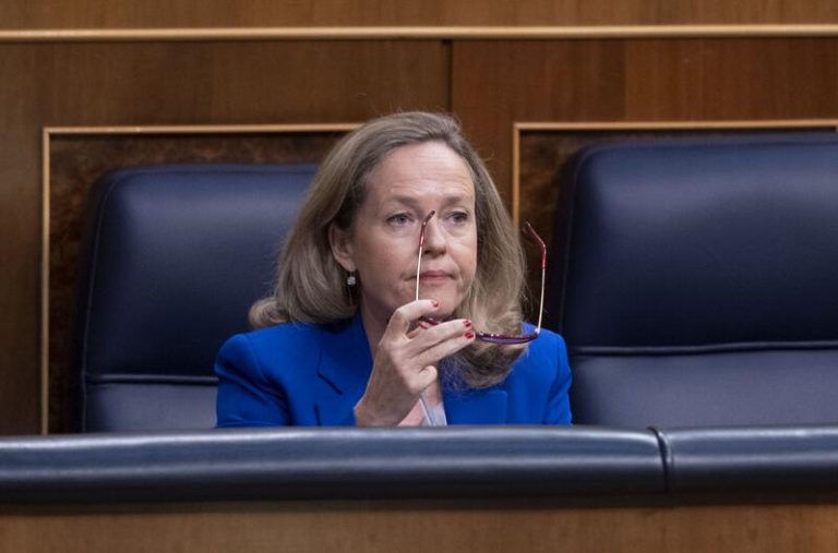 El Gobierno mantiene que la inflación irá desacelerándose, pero no descarta oscilaciones en verano