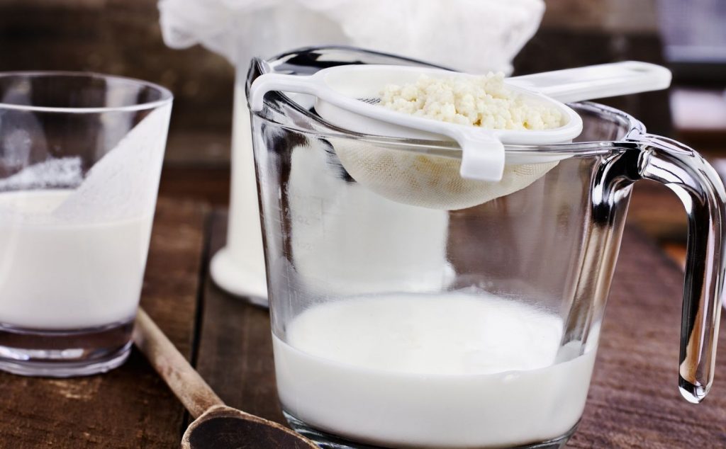 ¿Cuáles son los beneficios de la leche de kéfir?