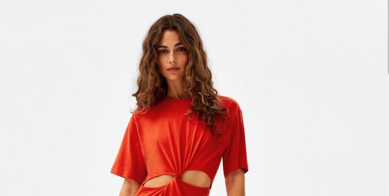 No es broma: este vestido con nudo de Bershka solo cuesta 9 euros