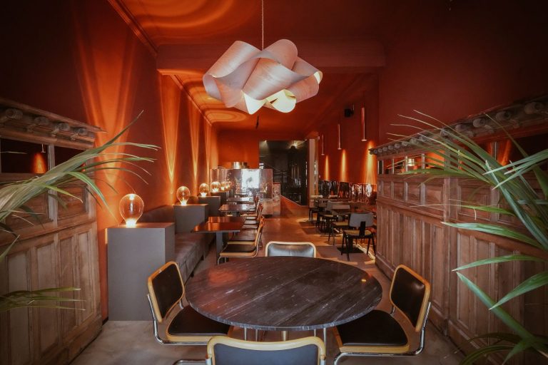 El histórico Café Barbieri de Madrid reabre sus puertas cuando se cumplen 120 años de su inauguración