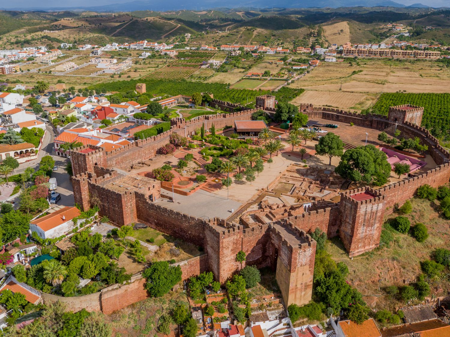Cinco rutas culturales que demuestran que el Algarve es mucho más que playa 1 Castelo Silves