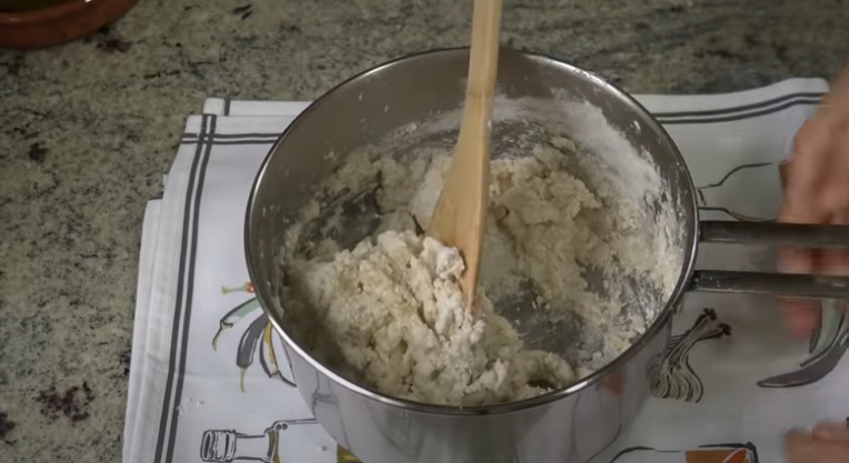 Cómo hacer tortillas de harina fáciles y suaves con 3 ingredientes