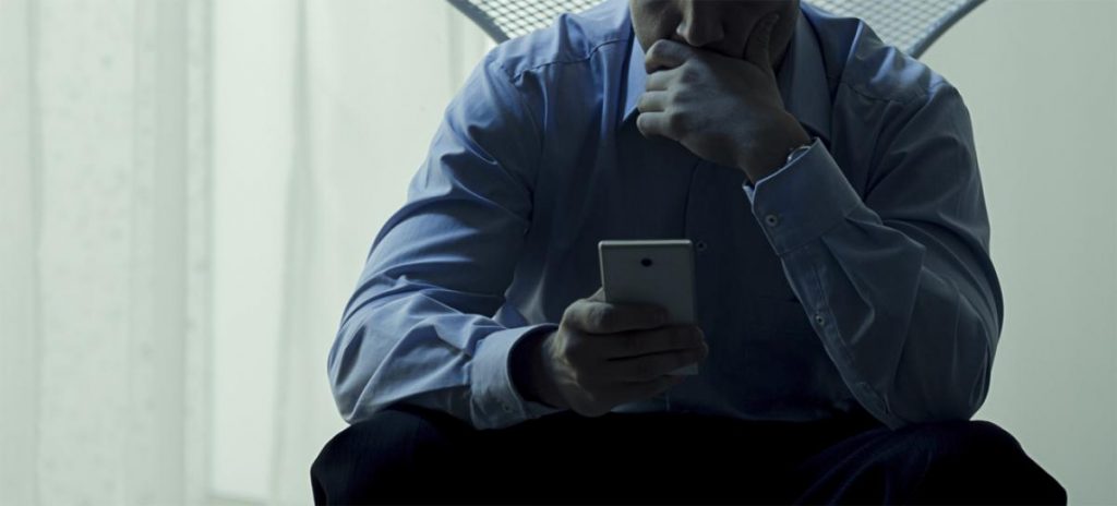 ¿Qué significa estar espiando?