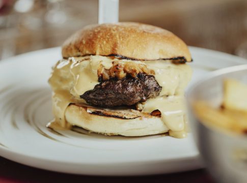 Dani Brasserie. Hamburguesa Rossini_3