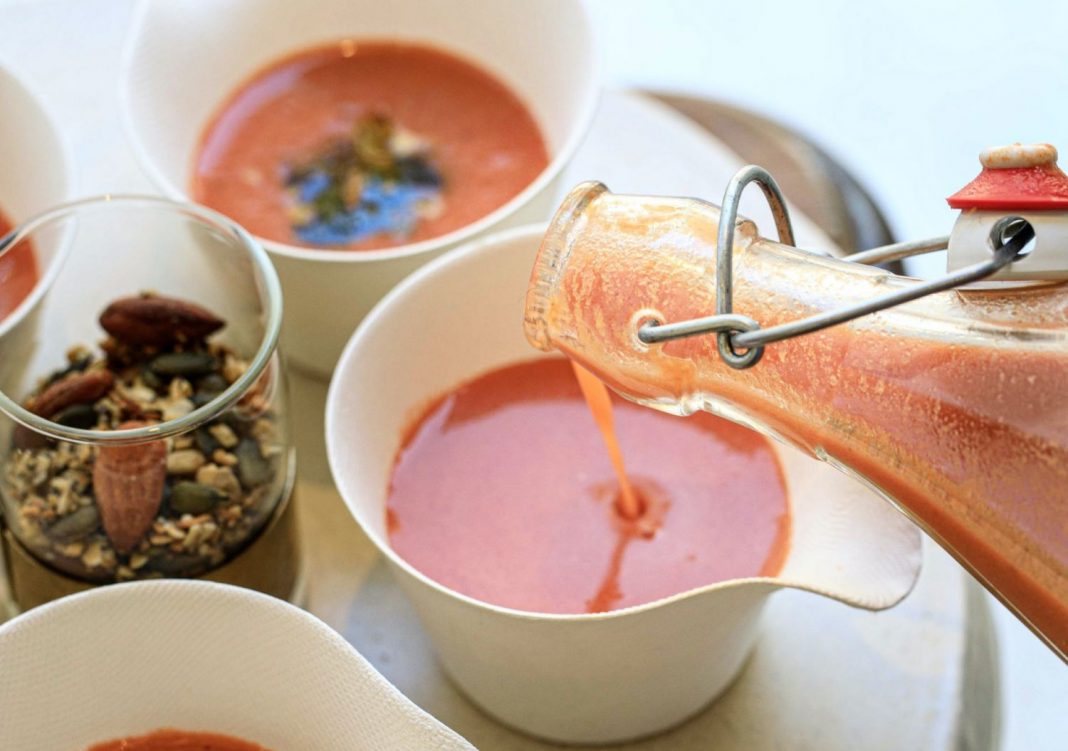 El auténtico gazpacho andaluz solo lleva estos ingredientes