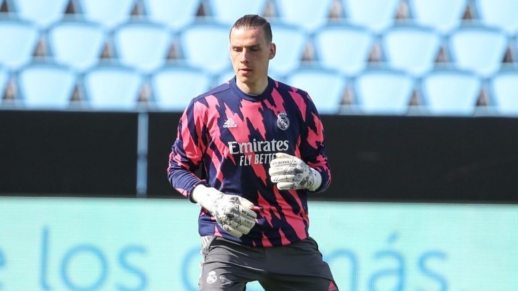 El motivo por el que la UEFA ha eliminado a dos jugadores del Real Madrid de la Champions 80 El panorama de Lunin luce complicado