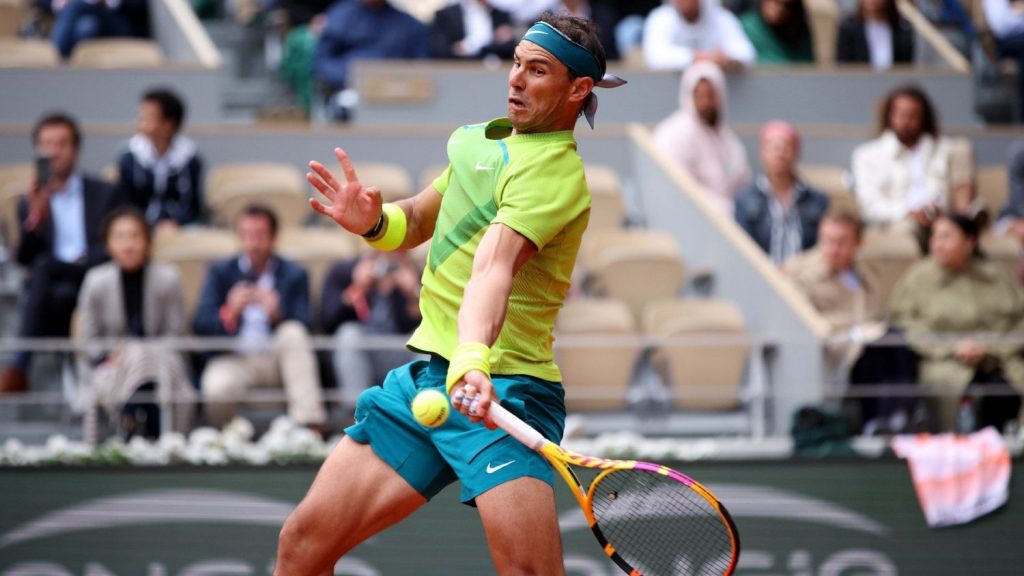 Nadal y el resto llevan sus recipientes personalizados