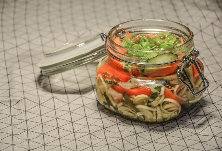 Pechuga de pollo: cómo prepararla en escabeche y que esté de escándalo