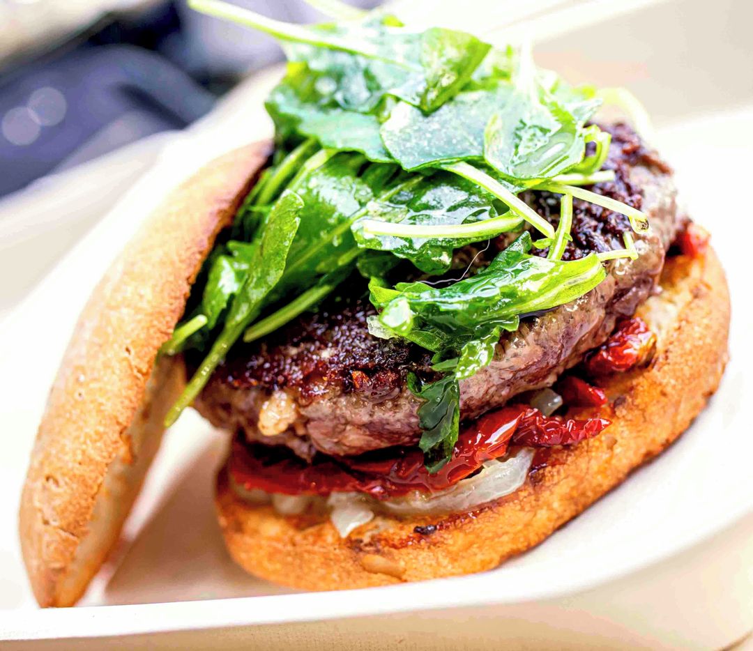 Las mejores hamburguesas de Madrid para celebrar su Día Mundial 9 Pez Fuego