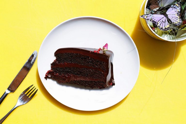 Tarta Sacher: cómo hacer en casa la tarta que nadie en el mundo rechaza