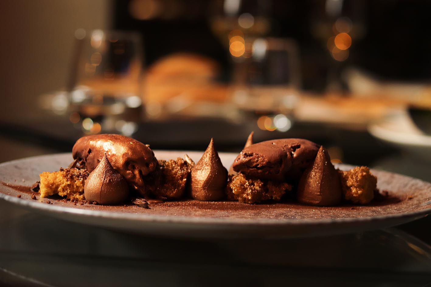 Texturas de chocolate con helado de calabaza