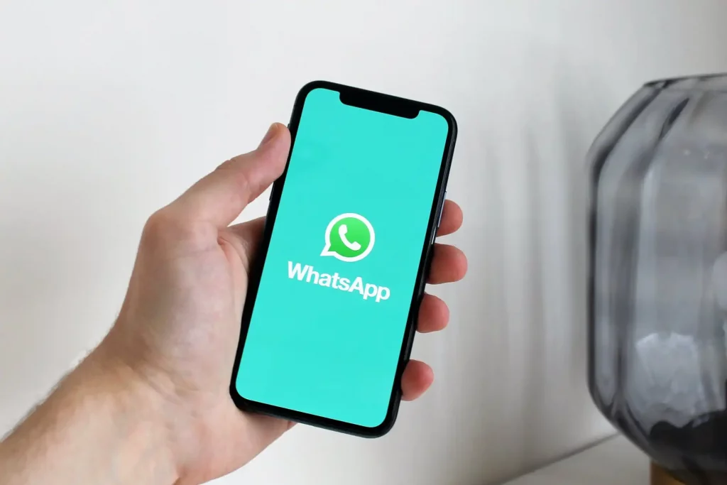 ¿Qué tenemos que hacer para ocultar la notificación “escribiendo” en el WhatsApp?