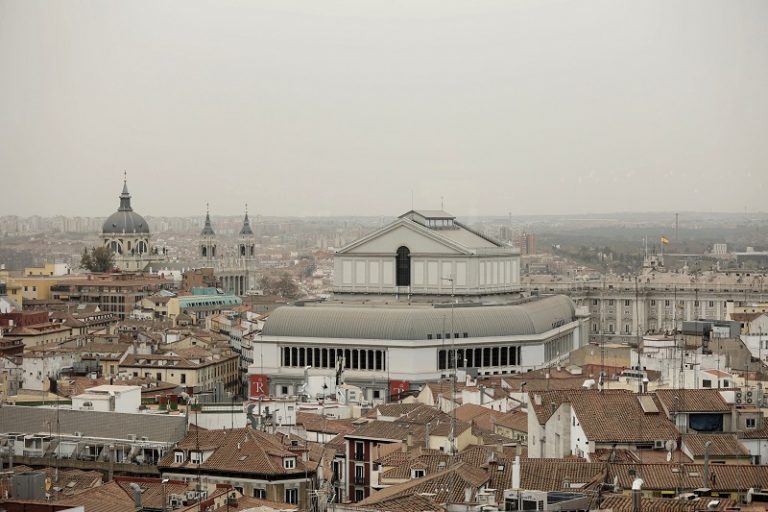 Cielos poco nubosos y más calor. El tiempo del 14 de octubre