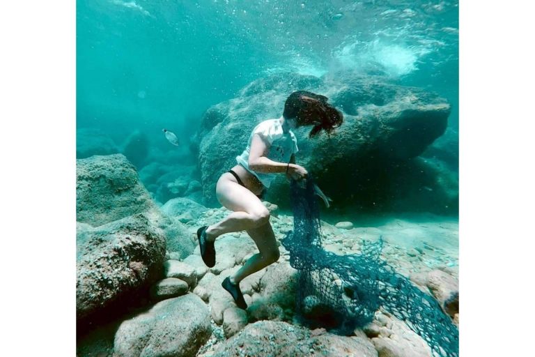 Limpiar el plástico junto a Gravity Wave, la forma que las empresas encuentran para marcar la diferencia en el mercado