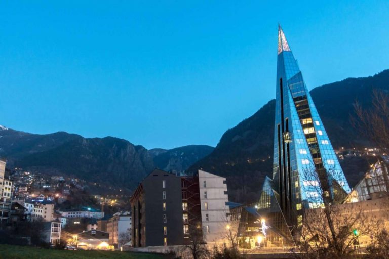 Tener una oficina en Andorra La Vella gracias a Smart Executive Centers