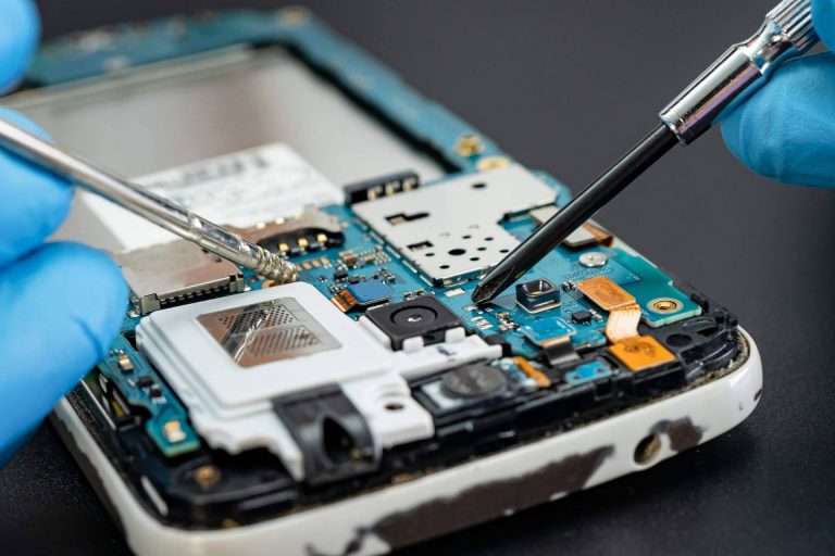 El servicio de reparación móviles Sevilla que ofrece la empresa Reparación iPhone Sevilla