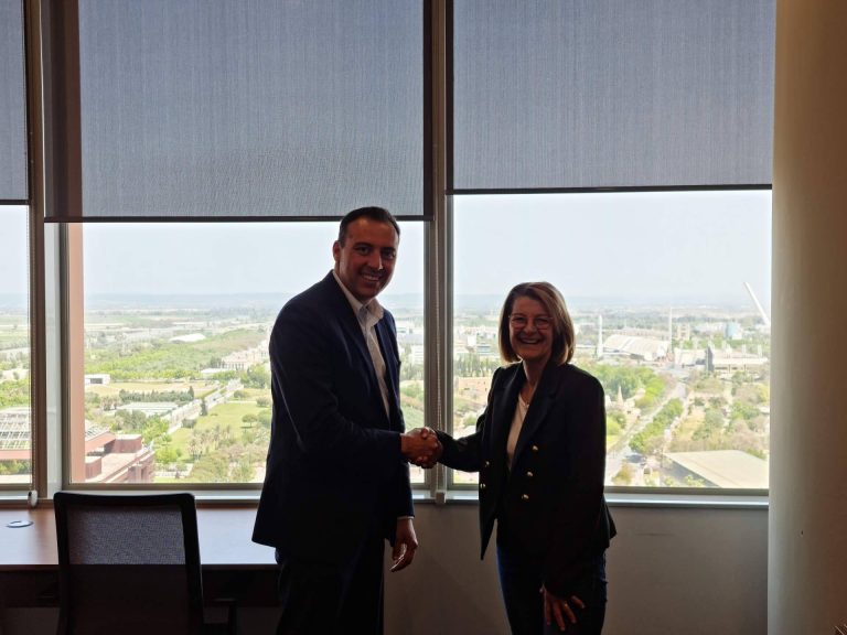 Intervención conjunta de la mejora de la Organización Industrial con el acuerdo de colaboración entre SCM Efficacy Consulting y RGF