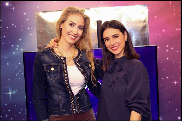 La actriz Cristina Brondo y la presentadora Míriam Victoria hablan de los beneficios del yoga en DEMODA TV