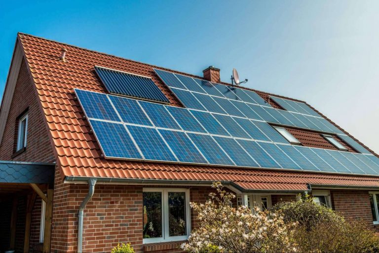 Instalar un Wallbox en casa es una de las maneras más fáciles de ahorrar con un coche eléctrico
