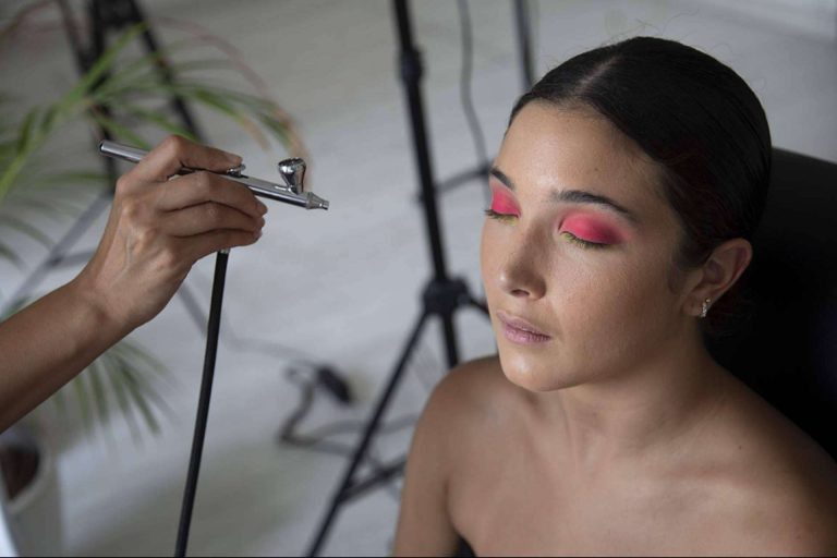 Maquillaje con aerógrafo, el curso online en el que todo maquillador profesional debe aprender con Bárbara Monte