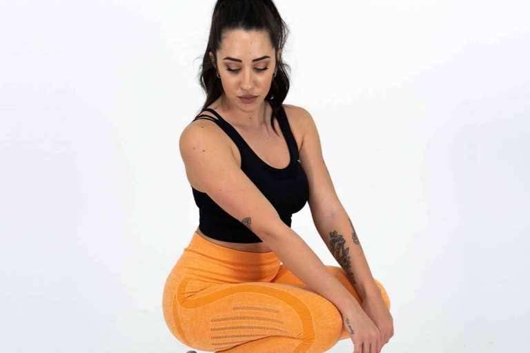 Todo lo que se necesita para estar equipado en el entreno diario, el conjunto deportivo Apparel de Beverly Nutrition