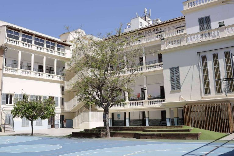 Vivir es abrir límites. Proyecto VOL en Escolàpies Palma