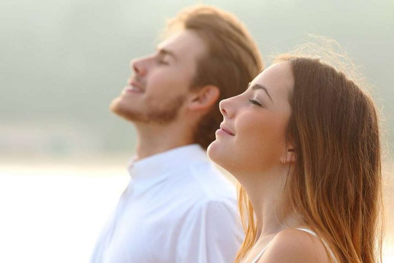 Aliviar los síntomas de sinusitis con el spray nasal Nasodren®