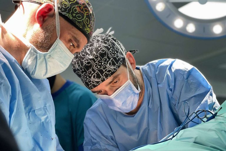 El Hospital Veterinario Privet ofrece servicios de urgencias veterinarias las 24 horas del día