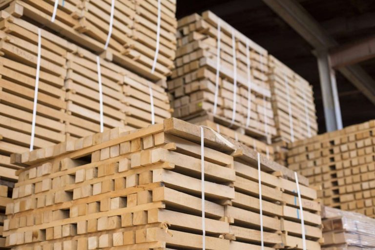 La importancia de las empresas madereras con certificados FSC ® y PEFC ™, con MAJOFESA