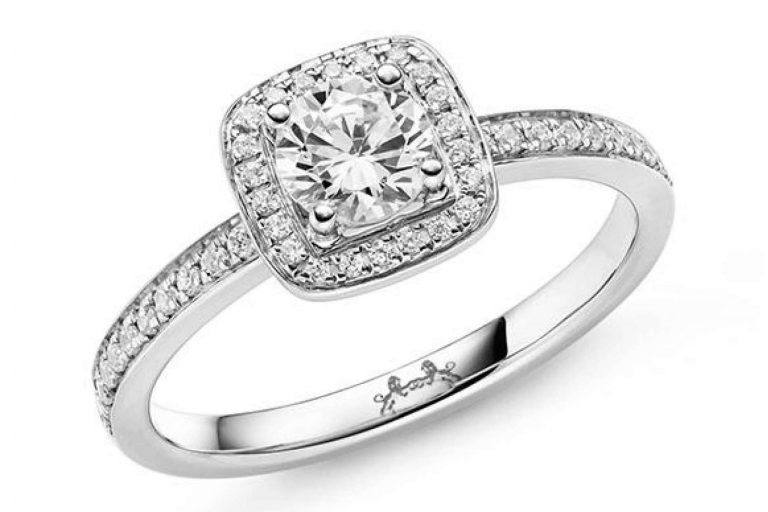¿Cómo elegir el anillo de compromiso ideal?, por Staring