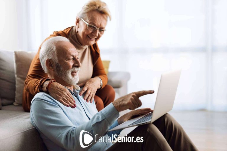 Canal Sénior ofrece formación gratuita para voluntarios tecnológicos