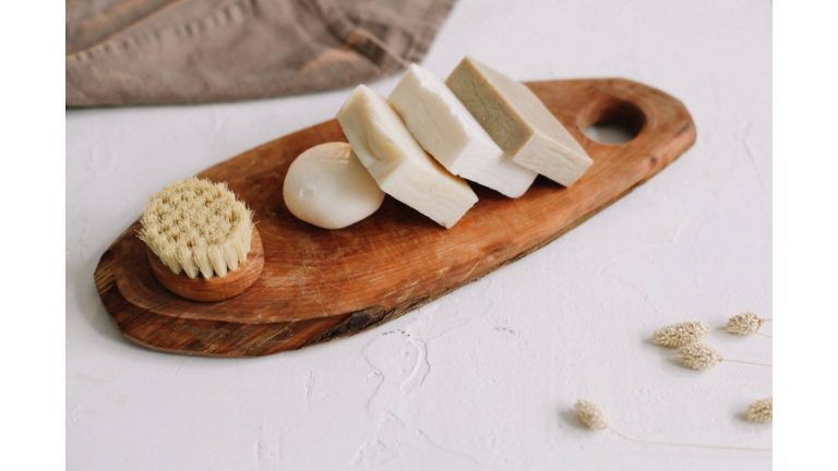 Cosmetics Tenerife informa de las ventajas de utilizar jabones hechos a base de glicerina para el cuidado de la piel