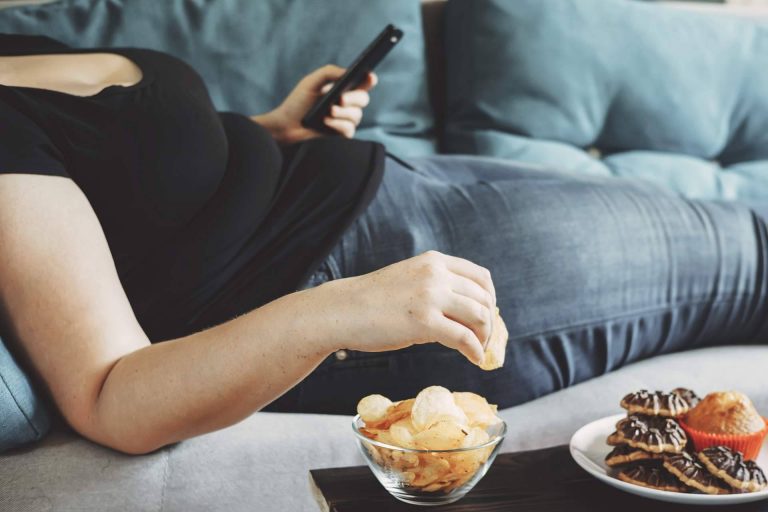 Evitar la obesidad es sencillo a través de una buena alimentación y ejercicio