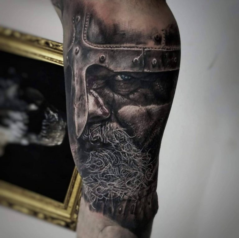 Un artista de los tatuajes hiperrealistas, José Piñeiro Corvo