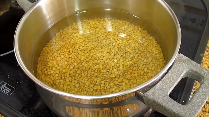 El sofrito sin carne para unas lentejas con un sabor increíble