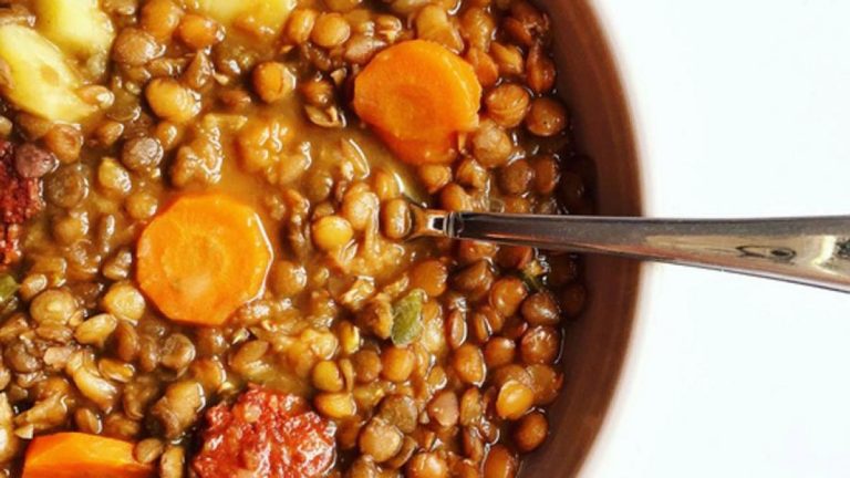 El sofrito sin carne para unas lentejas con un sabor increíble