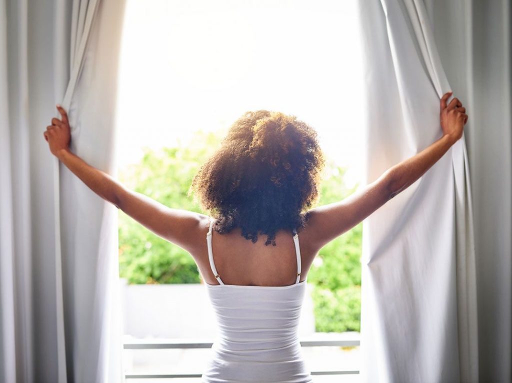 Vestir tu casa con telas y tapicerías para el verano