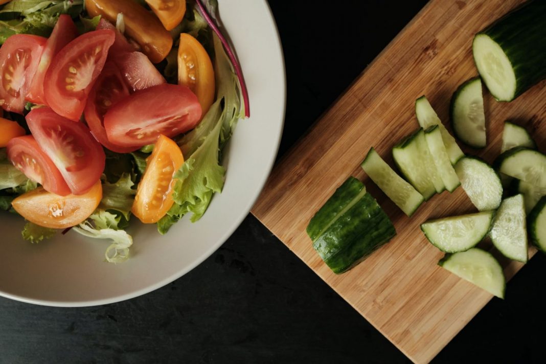 10 ensaladas perfectas para los días de calor