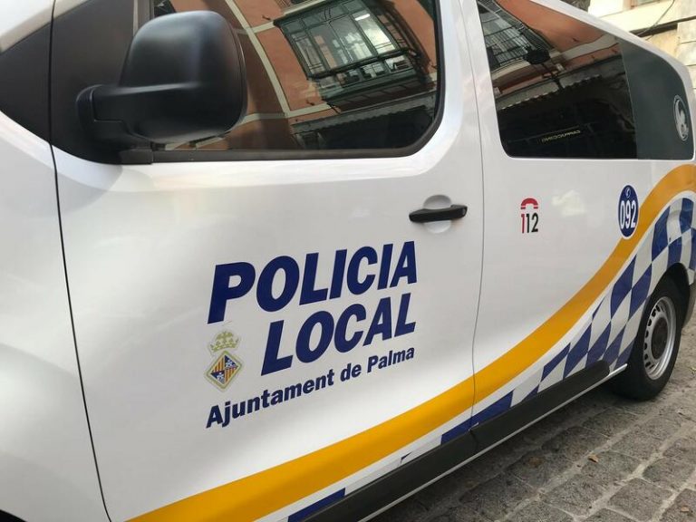 Muere una persona al ser atropellada por un coche de la Policía Local de Palma