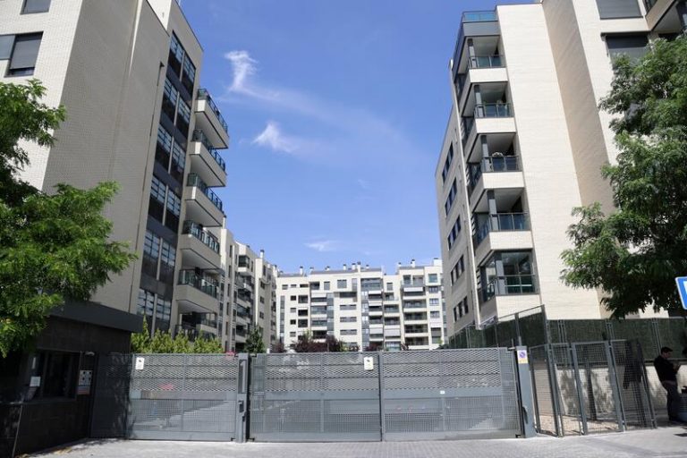 La Guardia Civil halló 127.025 euros en billetes en la cama de Luis Lorenzo