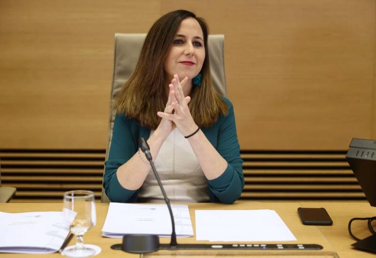 Belarra presenta en el seno del Gobierno su propuesta de abono transporte de 10€