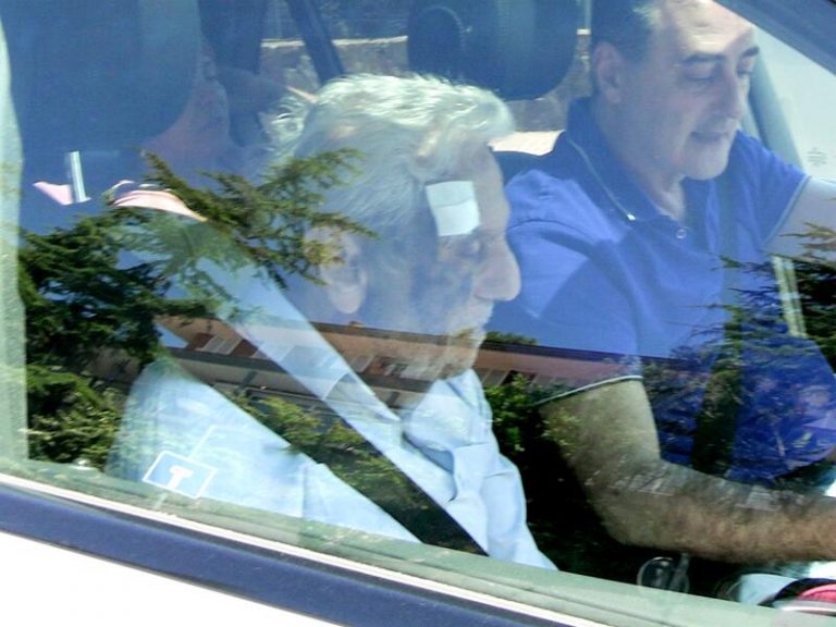 El padre de Shakira recibe el alta tras la grave caída que sufrió