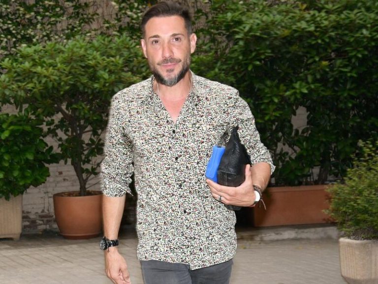 Antonio David Flores acude al funeral de Jesús Mariñas