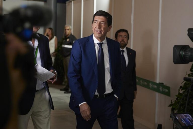 Marín intenta evitar que Moreno meta a Vox en el Gobierno de Andalucía